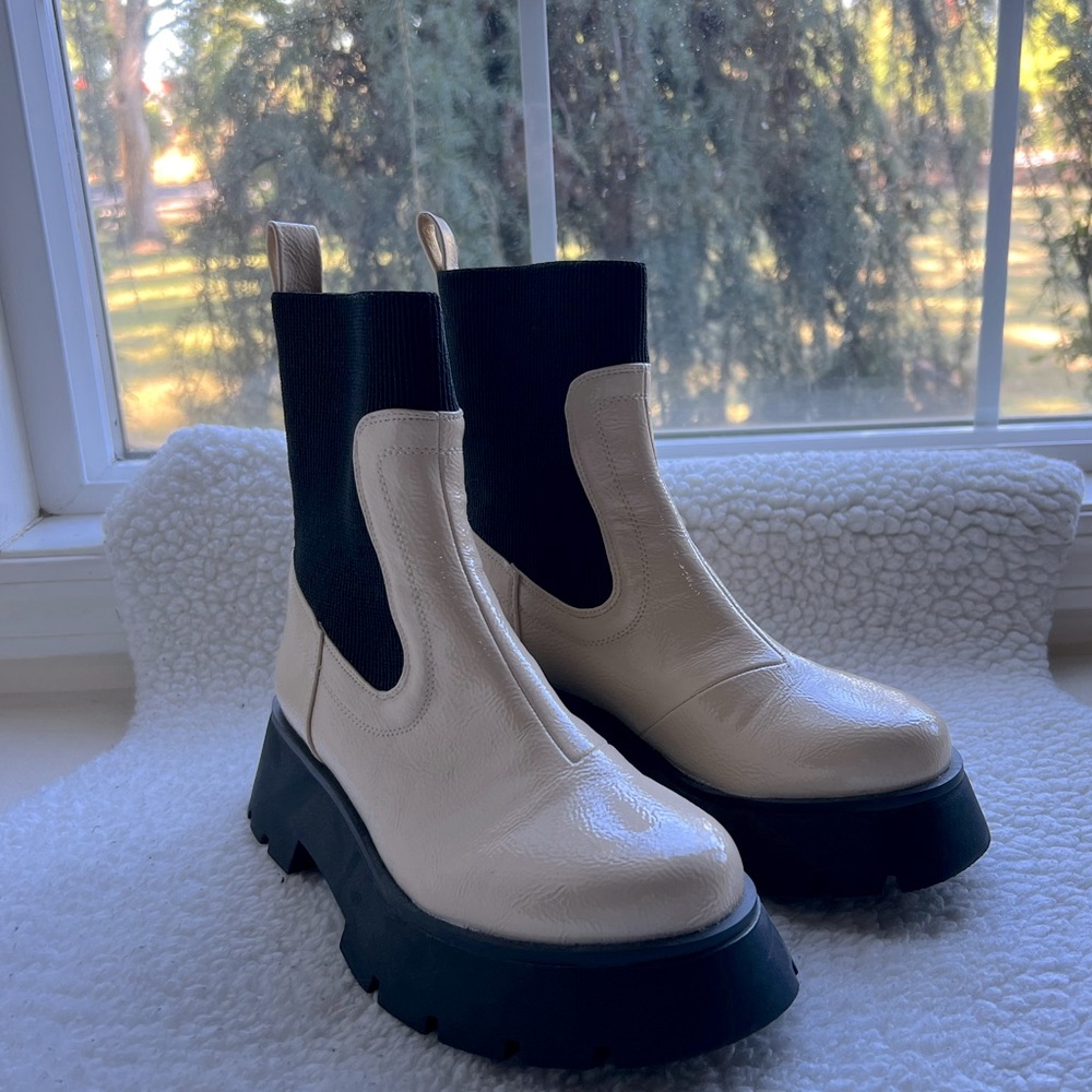Sam Edelman Tan Leslie Boot